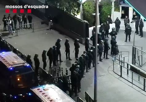 felacion waka|Los Mossos piden quitar de las redes el vídeo viral del abuso。